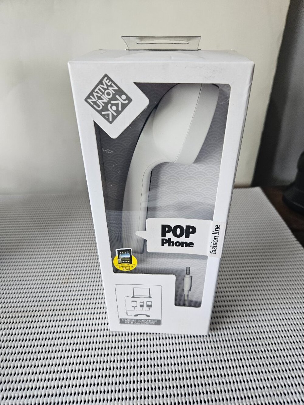 Native Union Pop Phone